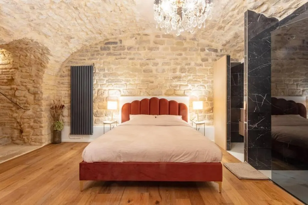 Luxury Countryside House Heart Of Historic Marais * Paris